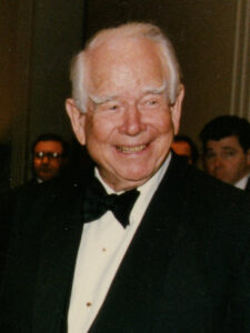 Donald_Mcintosh_Kendall_cropped-225×300